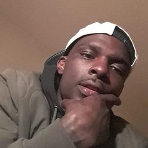 Meet your Posher, Carlos